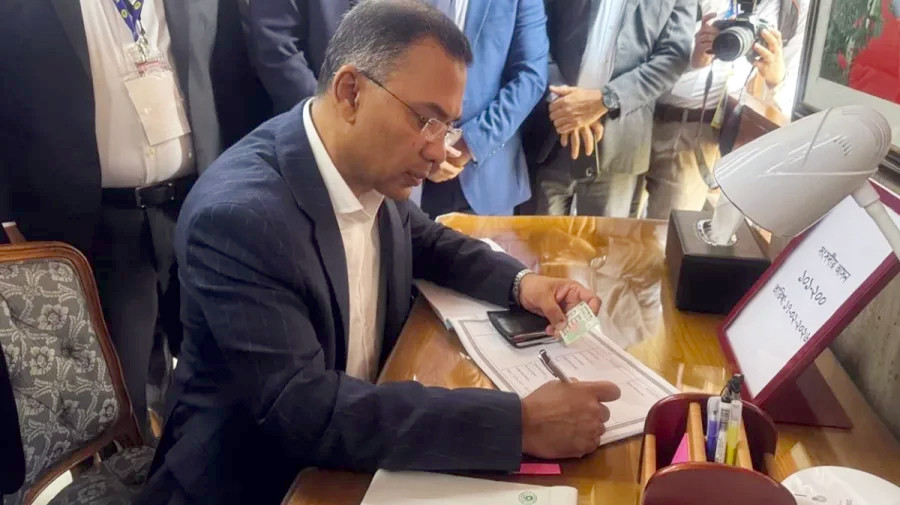 প্রধানমন্ত্রী  ও  সংসদ নেতা হলেন তারেক রহমান