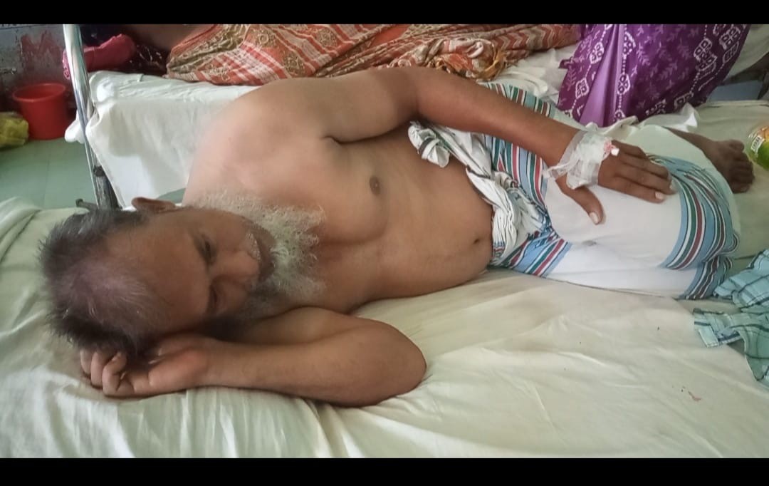 নড়িয়ায় মানসিক ভারসাম্যহীন ব্যক্তির পৈত্রিক সম্পত্তি বড় ভাইয়ের আত্মসাতের চেষ্টার অভিযোগ