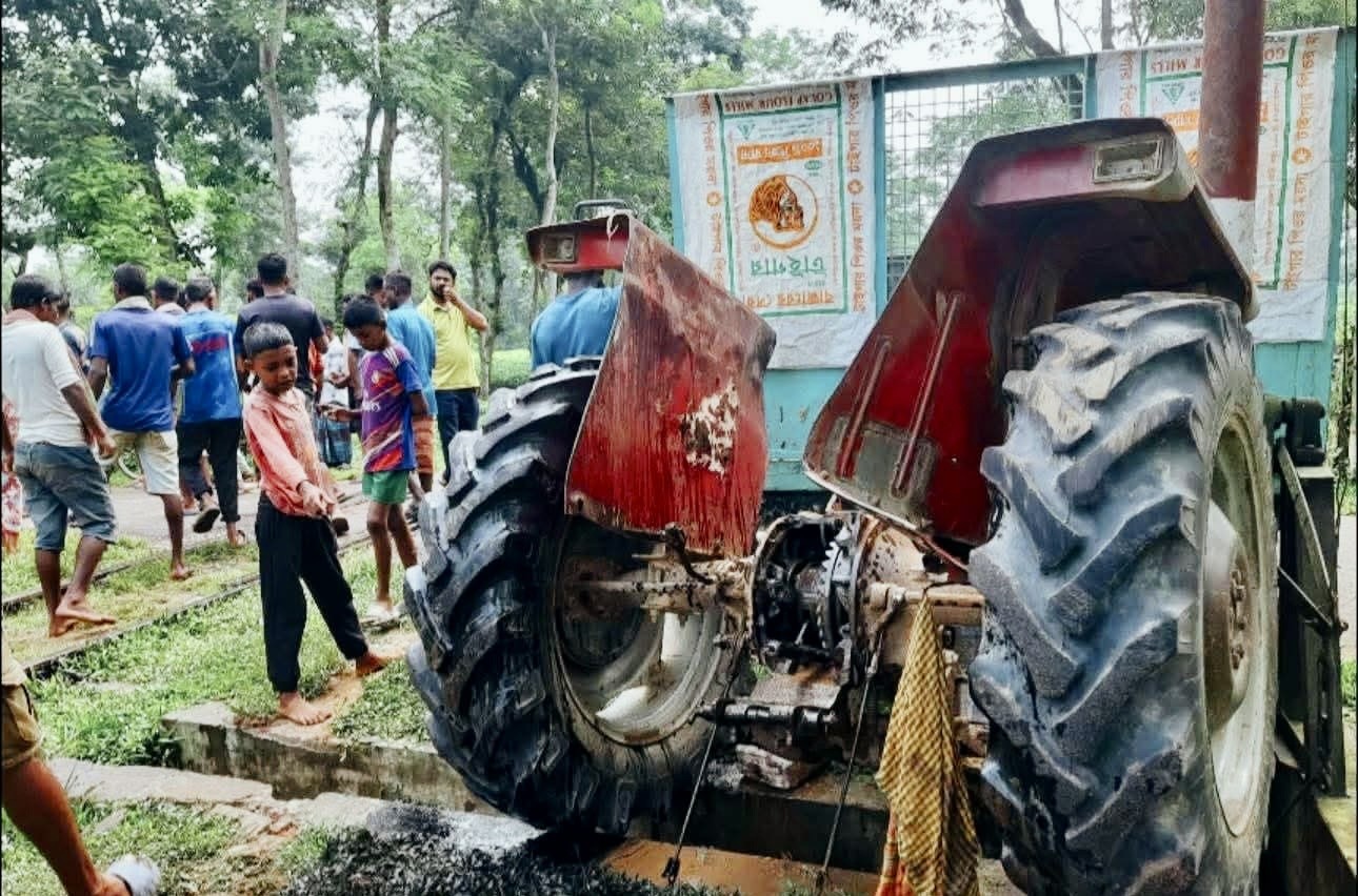 শ্রীমঙ্গলের কালনী এক্সপ্রেস–ট্রাক্টর সংঘর্ষ