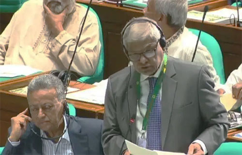 গ্রামাঞ্চলের রাস্তাঘাট এবং যোগাযোগ ব্যবস্থায় সর্বোচ্চ অগ্রাধিকার দিয়ে কাজ করা হবে